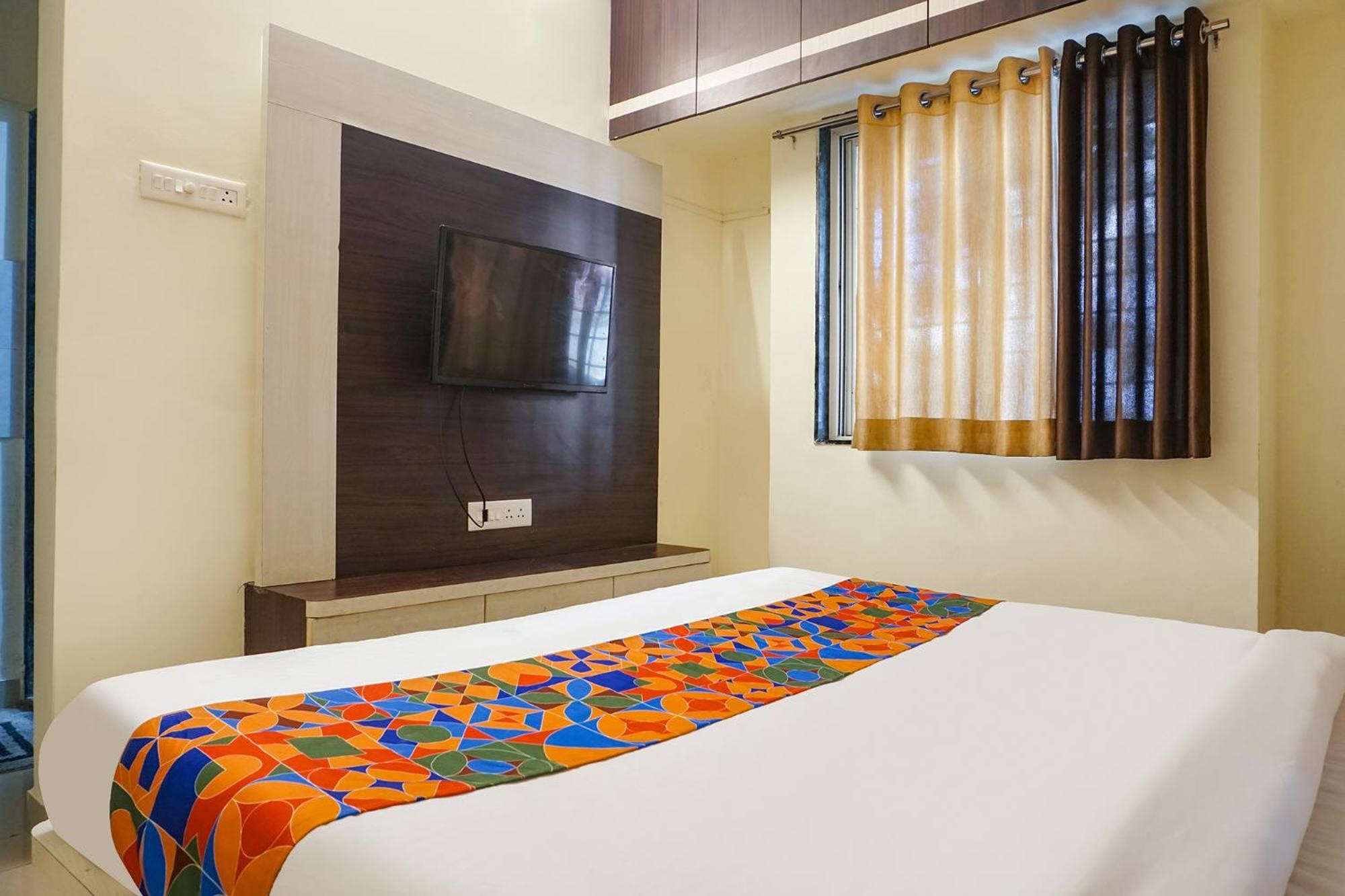Fabhotel The Guest House Pune Exterior photo